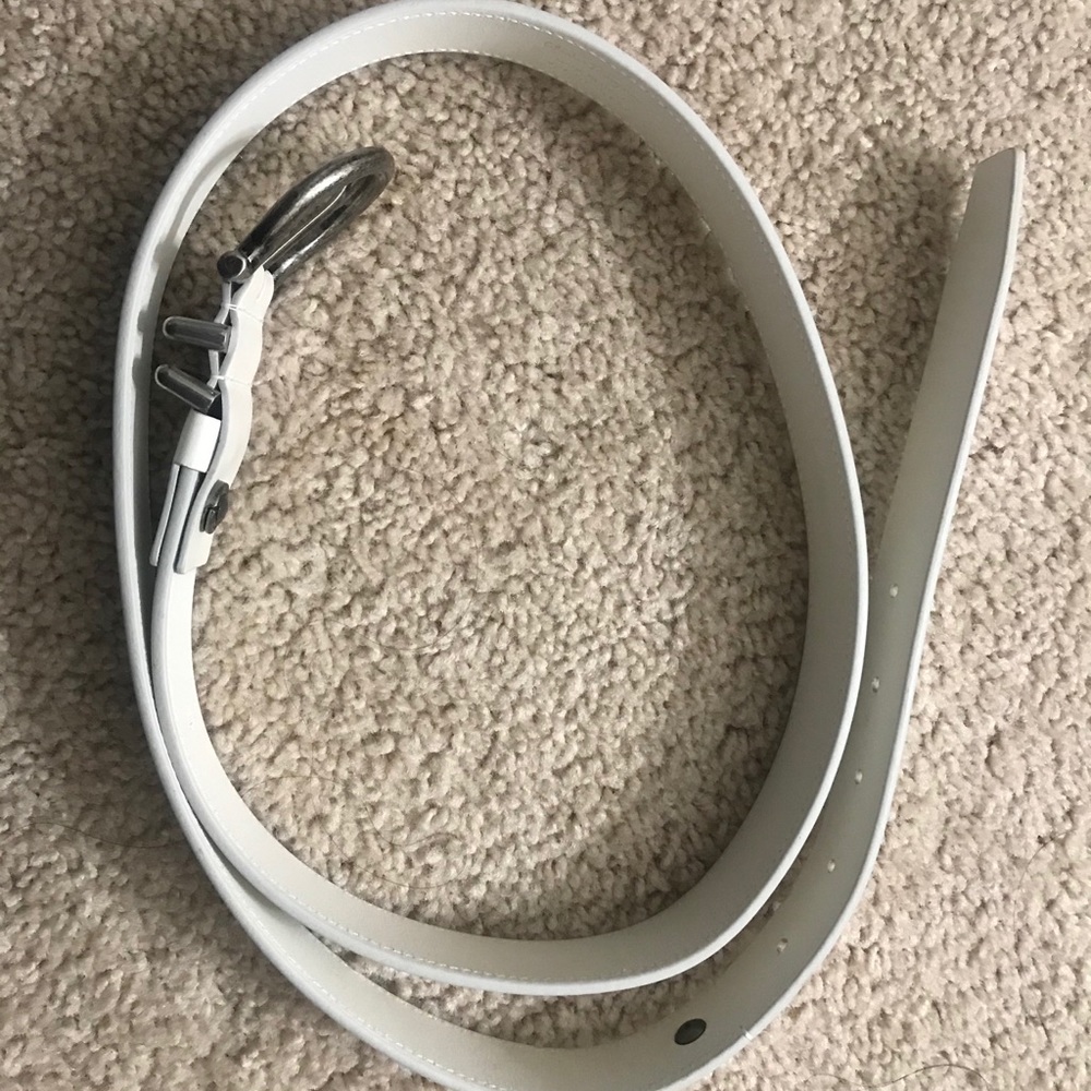 Ferragamo Belt - Picture 2 of 6